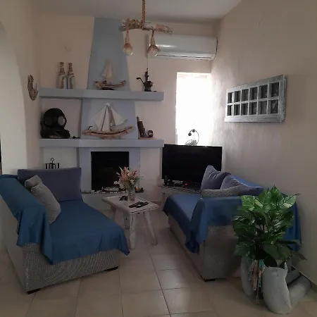 شقة Fouli Aspro Chorio